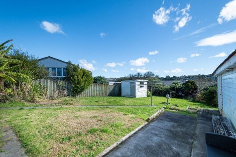 Photo of property in 33 Lincoln Park Avenue, Massey, Auckland, 0614