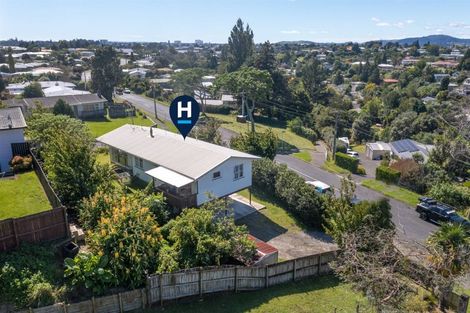 Photo of property in 2 Grosmont Terrace, Brookfield, Tauranga, 3110