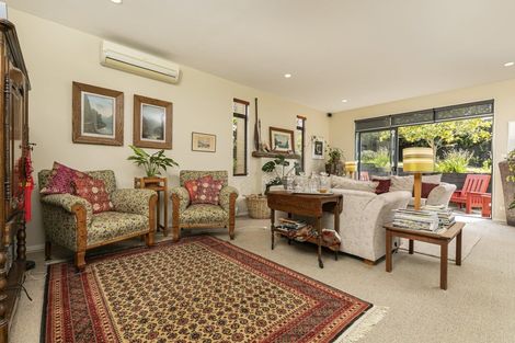 Photo of property in 6 Grassfield Place, Waimauku, 0812