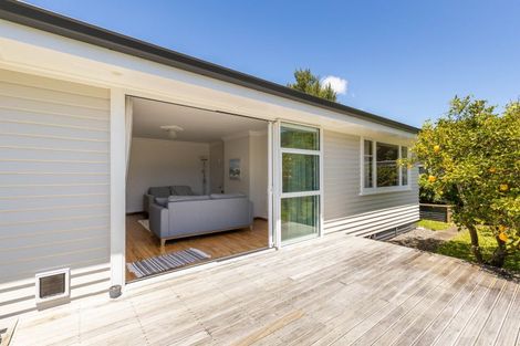 Photo of property in 52 Clawton Street, Westown, New Plymouth, 4310