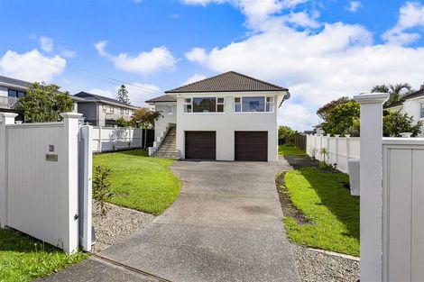 Photo of property in 130 Aberdeen Road, Campbells Bay, Auckland, 0620