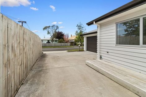 Photo of property in 30 Wrantage Street, Westown, New Plymouth, 4310
