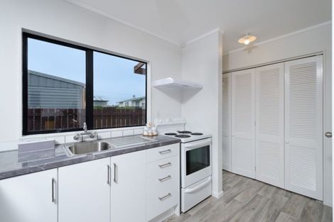 Photo of property in 5 Posa Avenue, Henderson, Auckland, 0612