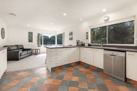 Photo of property in 28 Harry Shaw Way, Raumati South, Paraparaumu, 5032