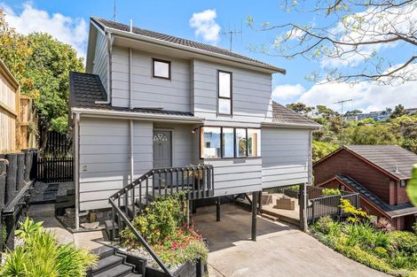 Photo of property in 2/16 Waratah Street, Birkenhead, Auckland, 0626