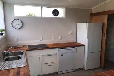 Photo of property in 34 Grove Road, Kelburn, Wellington, 6012