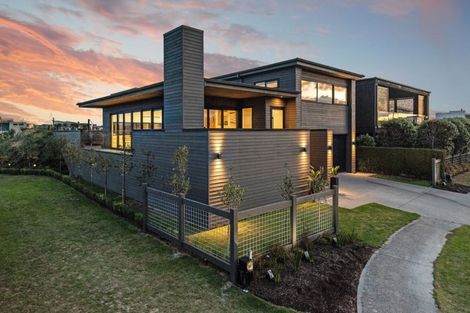 Photo of property in 6 Taiawa Place, Omaha, 0986