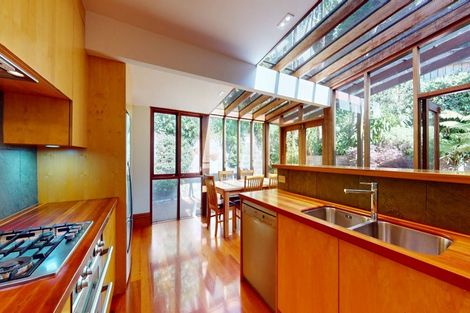 Photo of property in 157 Upland Road, Kelburn, Wellington, 6012