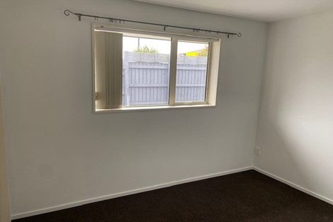 Photo of property in 2/162 Wainoni Road, Avondale, Christchurch, 8061