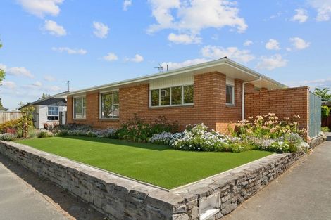 Photo of property in 1/17 Tudor Avenue, Ilam, Christchurch, 8041