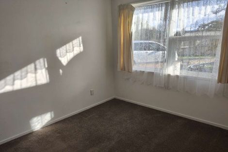 Photo of property in 41 Takapu Street, Henderson, Auckland, 0612