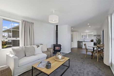 Photo of property in 38 Daniels Road, Redwood, Christchurch, 8051