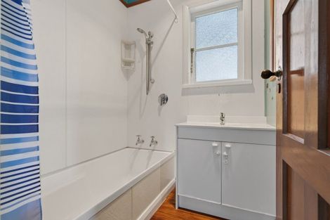 Photo of property in 23 Cairnfield Road, Kensington, Whangarei, 0112