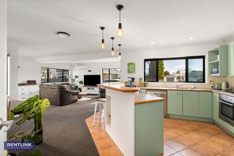 Photo of property in 6b Queen Road, Bellevue, Tauranga, 3110