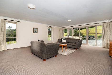 Photo of property in 97 Arrowsmith Road, Waitakere, Henderson, 0782