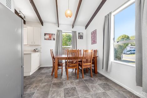 Photo of property in 29 Brightwater Crescent, Totara Park, Upper Hutt, 5018