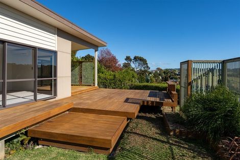 Photo of property in 5 Waterview Place, Haruru, 0204