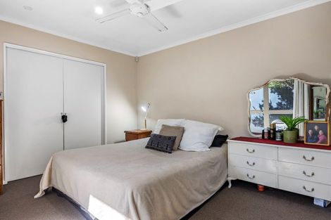 Photo of property in 10 Netley Place, Aranui, Christchurch, 8061