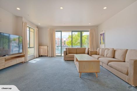 Photo of property in 41 Waterside Crescent, Gulf Harbour, Whangaparaoa, 0930
