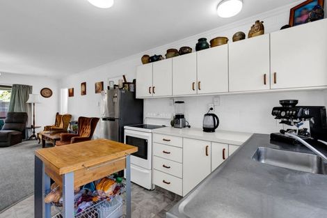 Photo of property in 2/65 Northgate, Strandon, New Plymouth, 4312