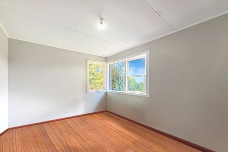 Photo of property in 21 Richmond Hill, Glenside, Wellington, 6037
