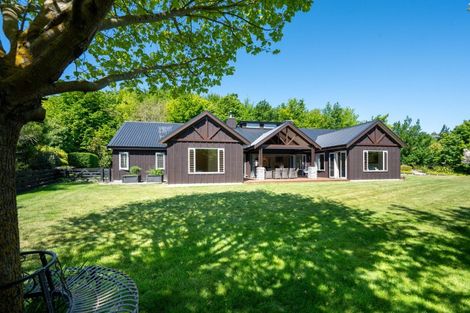 Photo of property in 38 Tauroa Valley Road, Havelock North, 4130