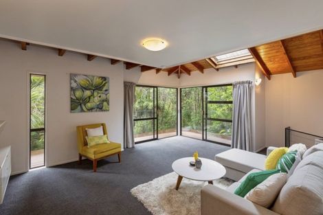 Photo of property in 64 Wood Bay Road, Titirangi, Auckland, 0604