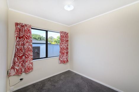 Photo of property in 54 Benmore Avenue, Cloverlea, Palmerston North, 4412
