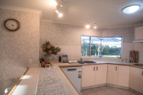 Photo of property in 37 Luculia Drive, Mount Maunganui, 3116