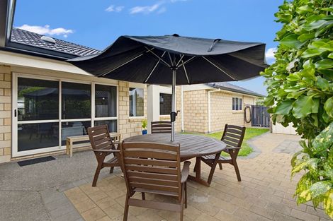 Photo of property in 16 Amery Place, Papamoa Beach, Papamoa, 3118