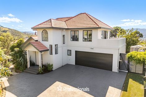 Photo of property in 181 Tirohanga Road, Tirohanga, Lower Hutt, 5010