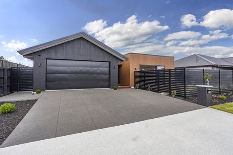Photo of property in 10 Inch Crescent, Rangiora, 7400