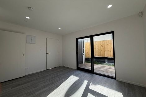 Photo of property in 58e Friesian Drive, Mangere, Auckland, 2022
