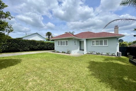 Photo of property in 79 Astley Avenue, New Lynn, Auckland, 0600
