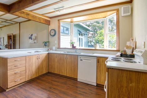 Photo of property in 9 Burns Avenue, Takaro, Palmerston North, 4412