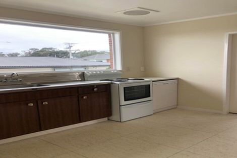 Photo of property in 1/36 Exmouth Road, Northcote, Auckland, 0627
