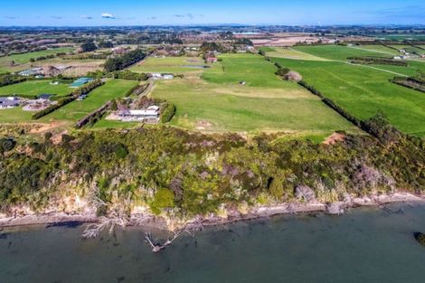 Photo of property in 43 Farley Road, Clarks Beach, Pukekohe, 2679