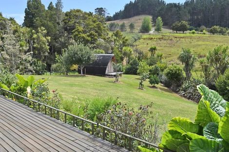 Photo of property in 19a Pakeho Road, Kaiwaka, 0573