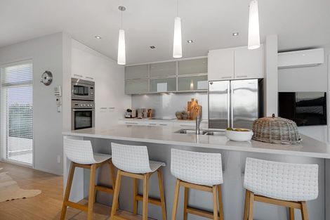 Photo of property in 27 Rita Way, Omaha, 0986