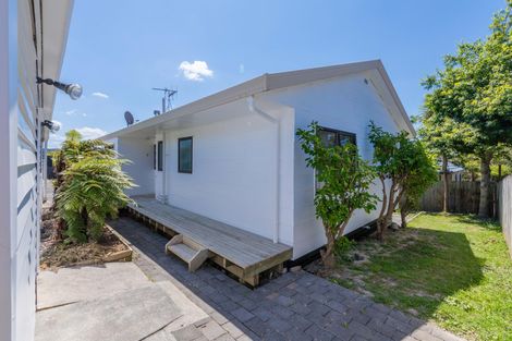 Photo of property in 114 Pooks Road, Ranui, Auckland, 0612