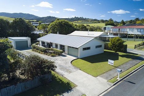 Photo of property in 14 Peninsula Parade, Hihi, Mangonui, 0494