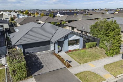 Photo of property in 66 Shillingford Boulevard, Rolleston, 7615