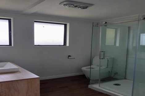 Photo of property in 2/49 Redcrest Avenue, Red Hill, Papakura, 2110