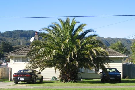 Photo of property in 131 George Street, Stokes Valley, Lower Hutt, 5019