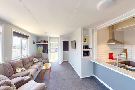 Photo of property in 16 Forth Street, Levin, 5510