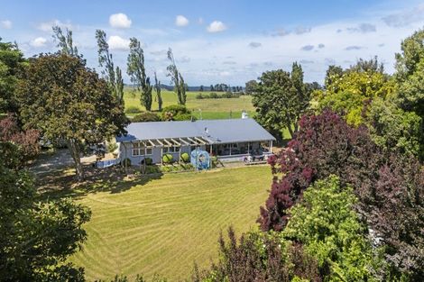 Photo of property in 1968 Kimbolton Road, Kiwitea, Feilding, 4777