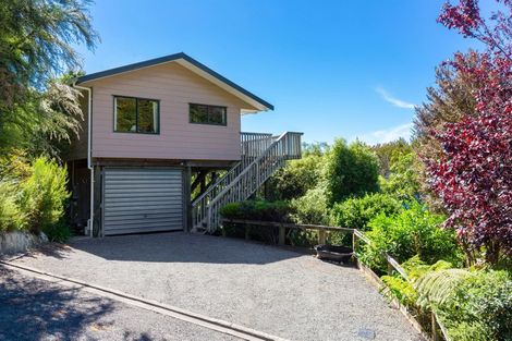 Photo of property in 15 Amelia Crescent, Waikawa, Picton, 7220
