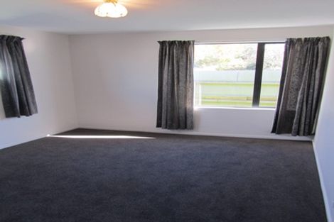 Photo of property in 22a Dunedin Street, Redwood, Christchurch, 8051