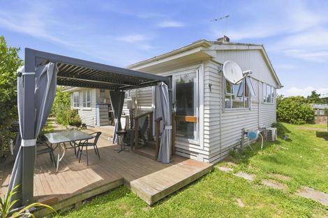 Photo of property in 6 Awatea Street, Levin, 5510