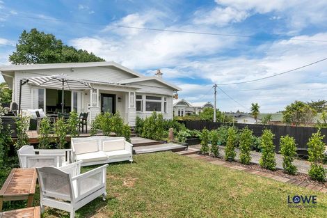 Photo of property in 12 Birkley Road, Bayswater, Auckland, 0622